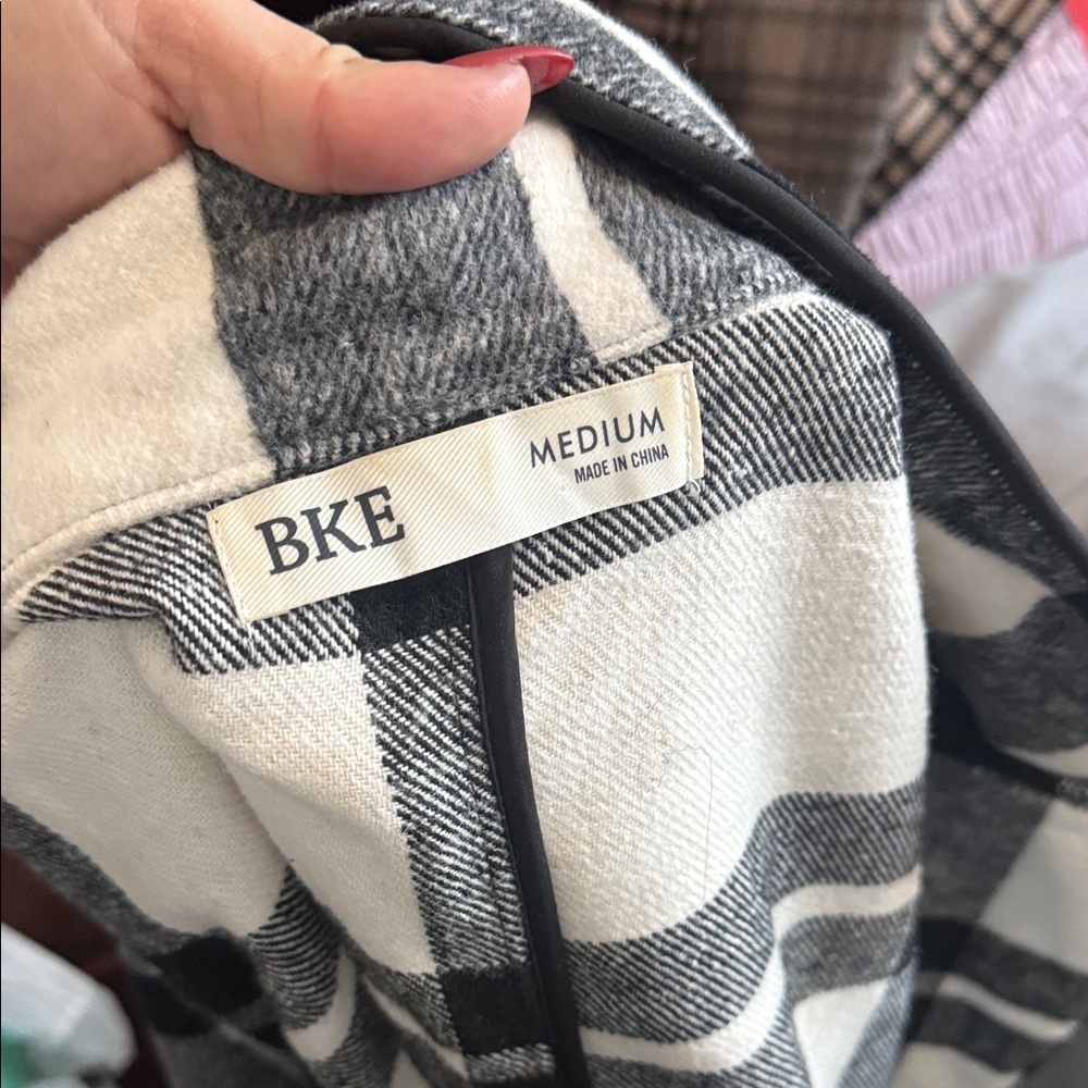 BKE Black and Cream Checkered Vest - Picture 10 of 10